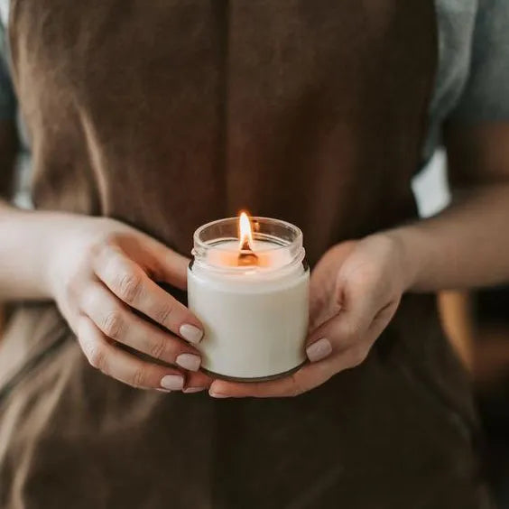 Hướng dẫn làm nến thơm cơ bản – Scent Journey