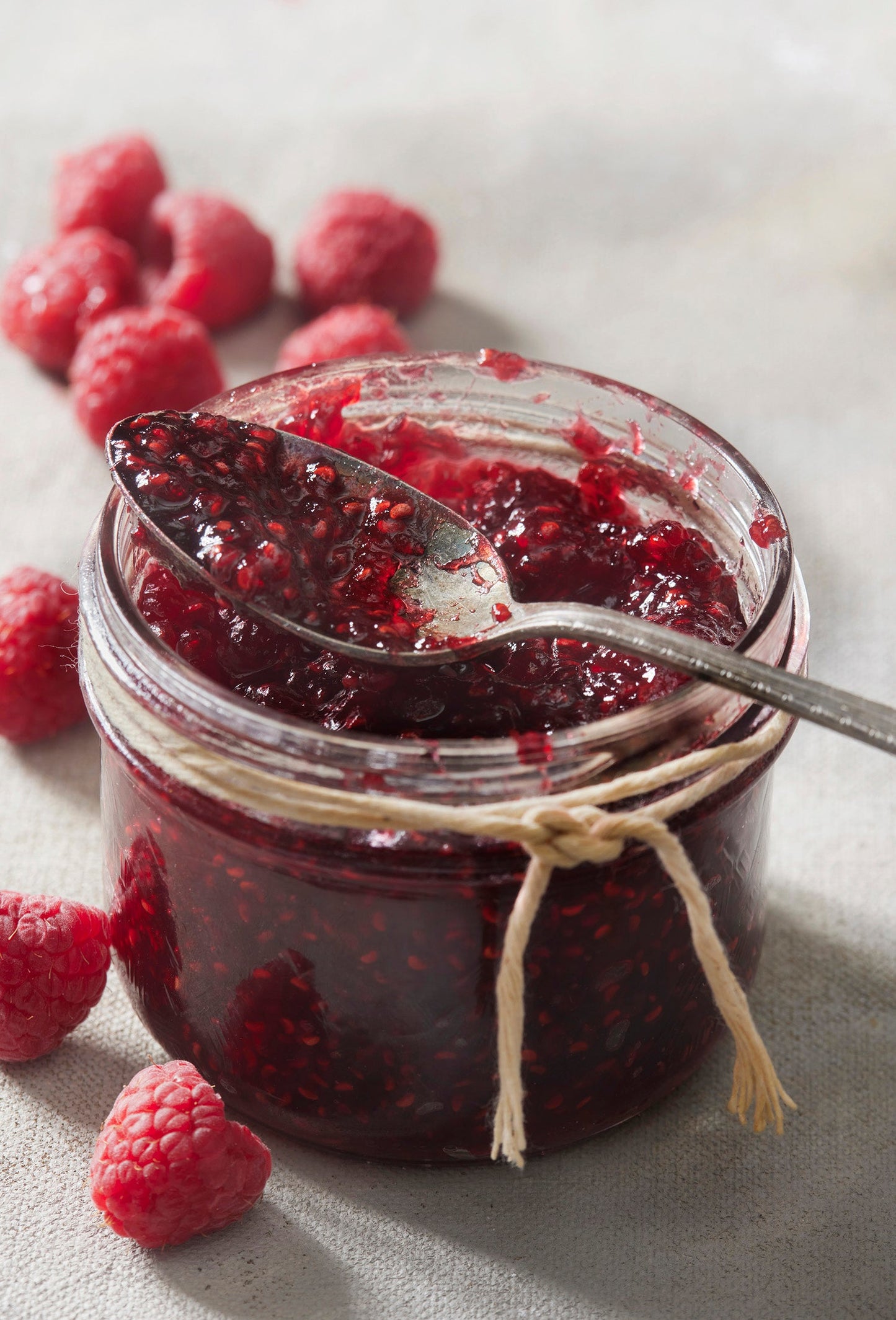 Chất thơm Raspberry Ketone aka. Raspberry Crystals CAS# 5471-51-2
